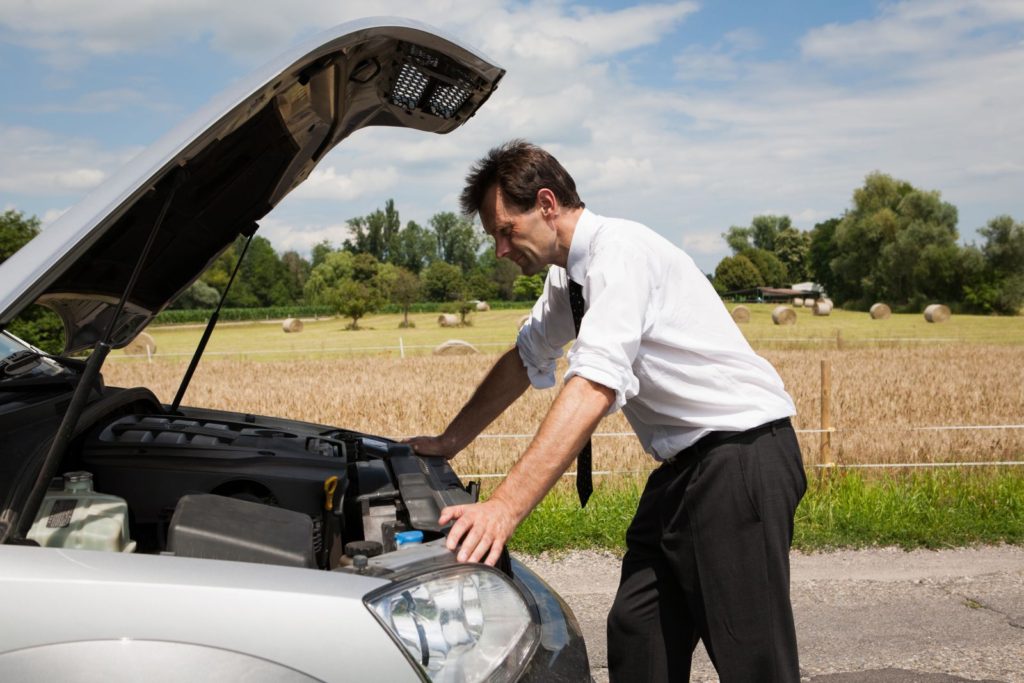 24hrs mobile car battery replacement services singapore dead battery 1024x683 1