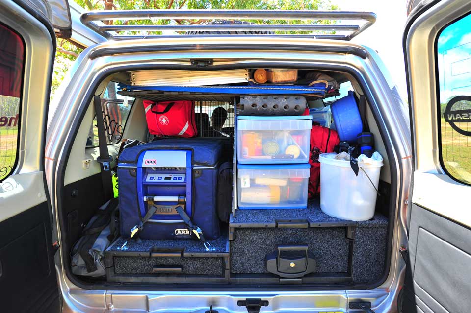tips for packing a 4wd cargo barrier