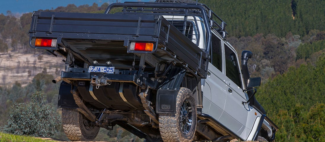 ARBToyota79DualCabFrontierTank0915 0031